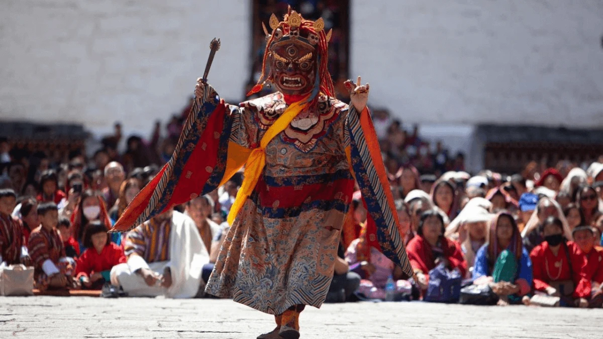 Rituales budistas durante el Mani Rimdu Festival en Everest