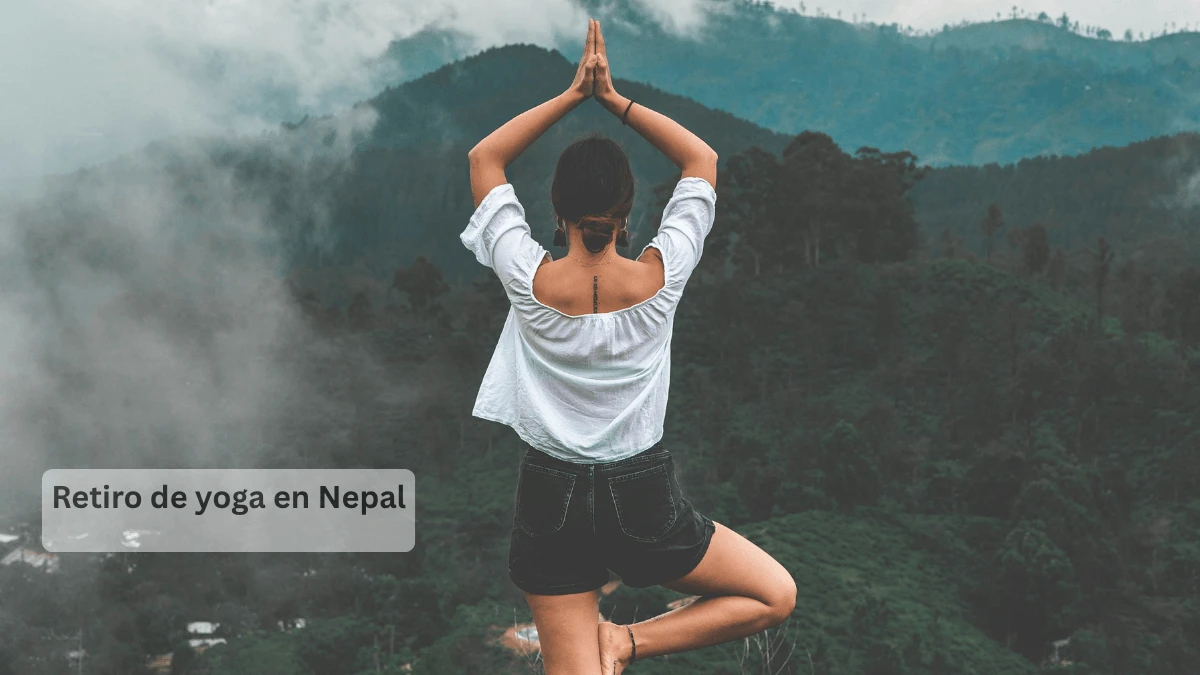 retiro-yoga-nepal-trekking-poon-hill