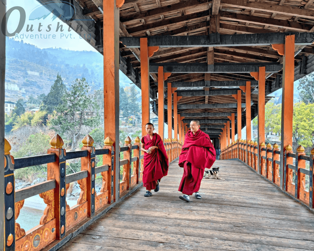 Monjes en puente tradicional