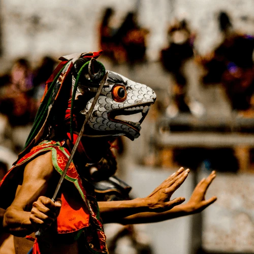 danza-tradicional-de-butan