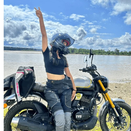 Tours en Royal Enfield por Upper Mustang